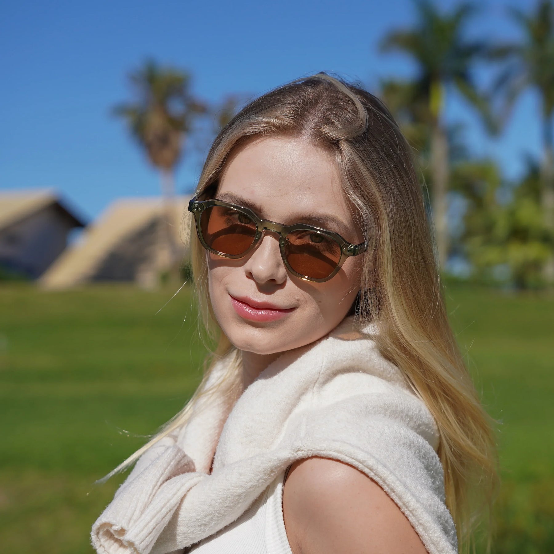 GAFAS  DE SOL MANEBY MARRÓN